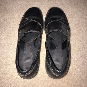 Women’s Clarks leather shoes
